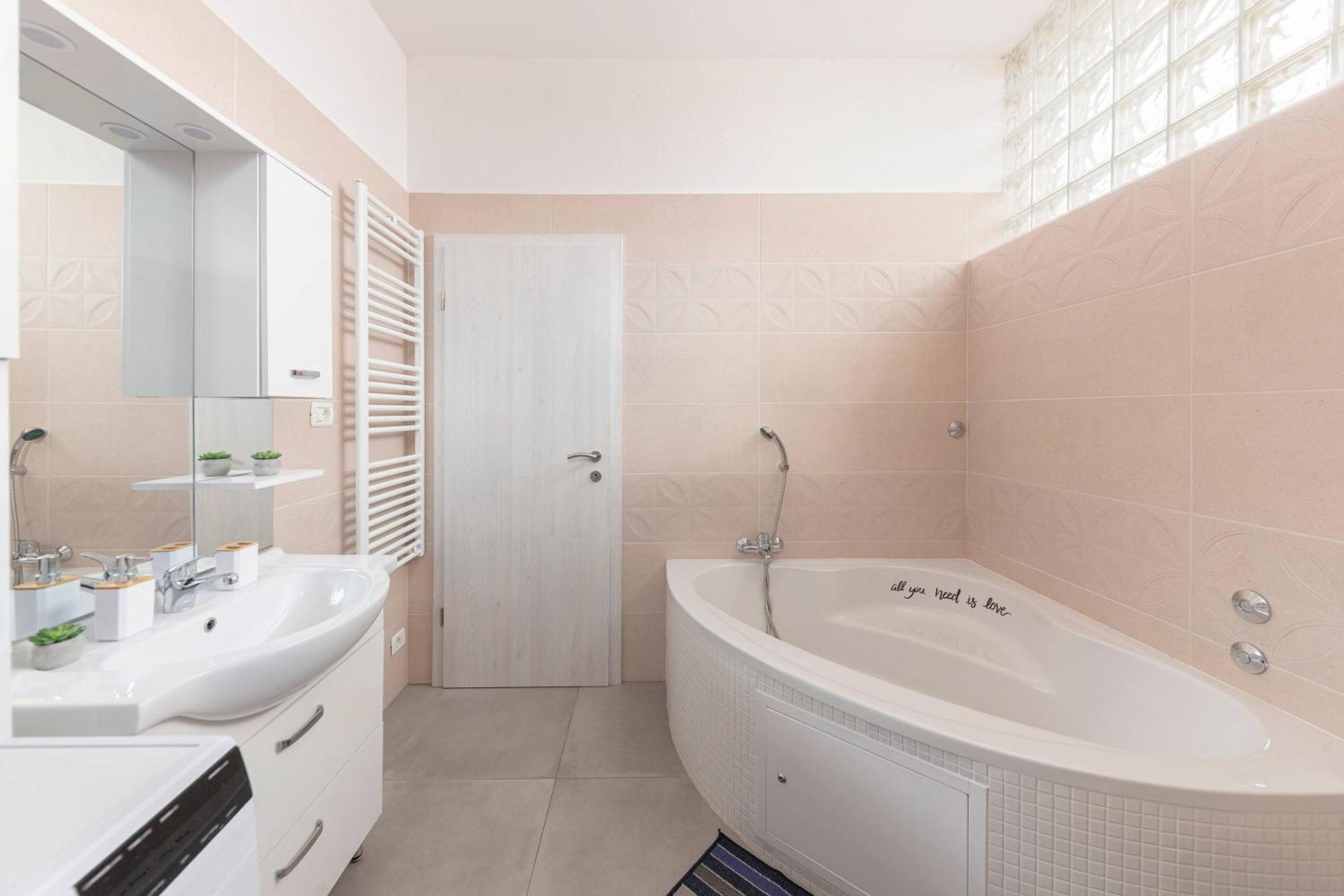 Apartma Zan Apartment Smarje  Bagian luar foto